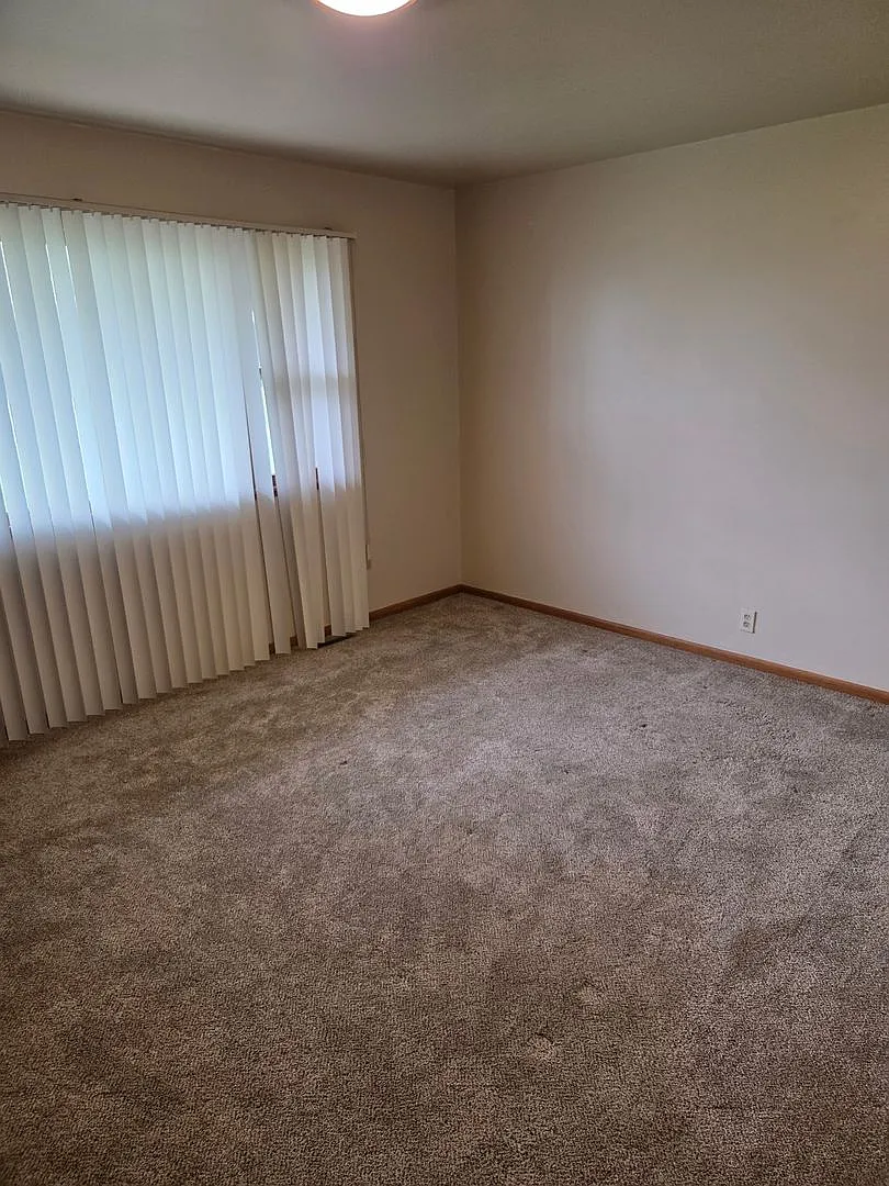 Prairie Apartments — Photo 2