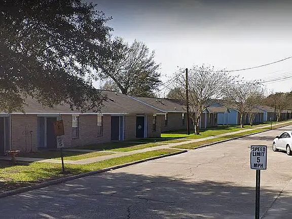 4th image of 304 S Mooney Ave #4741