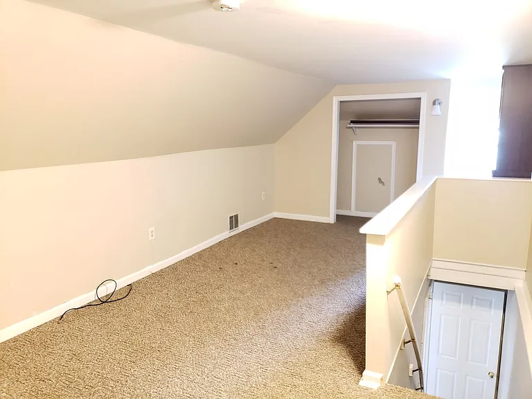 Butler 2336-2338 — Photo 7