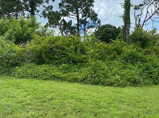 5330 NW Nekoma St, Port Saint Lucie, FL 34983