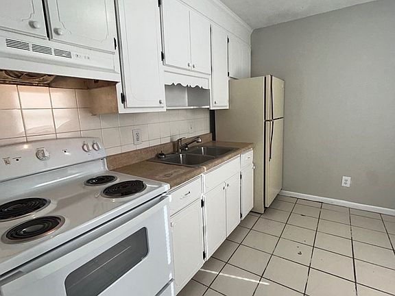 5th image of 119 Calvin Ct APT C