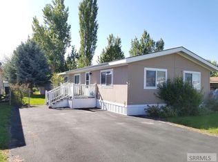 2132 Twin Pines Ln, Idaho Falls, ID 83401