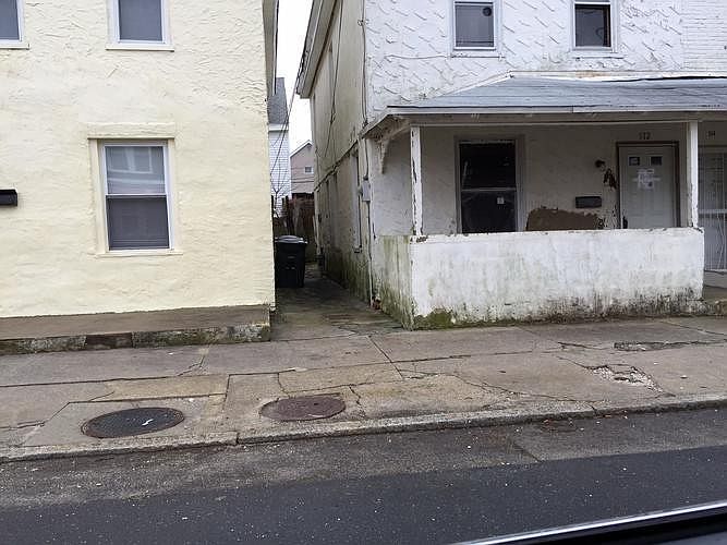 2nd image of 512 Drexel Ave