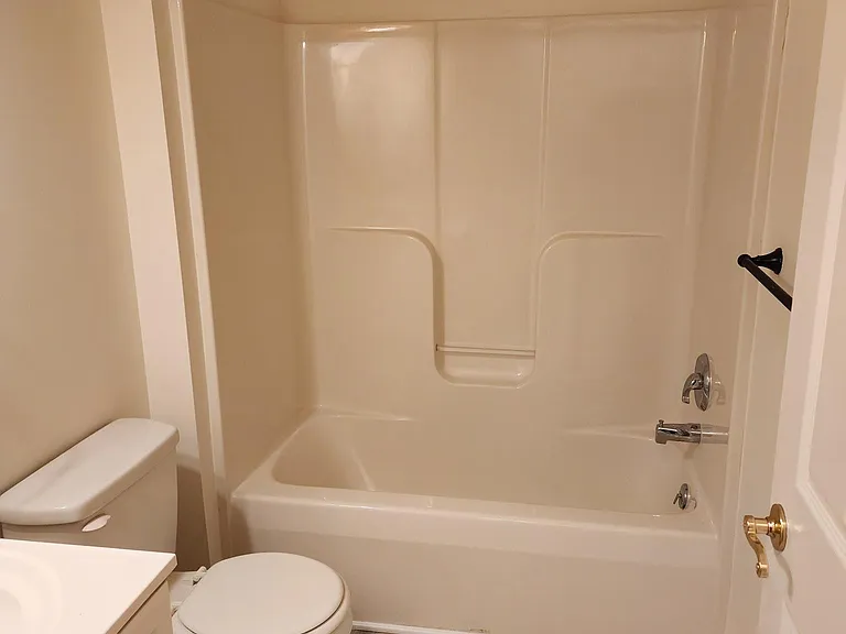 922 Rosalie Way — Photo 8
