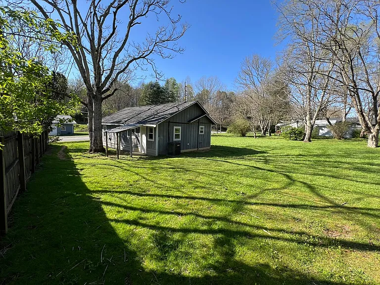 33 Nicholson Creek Rd — Photo 5