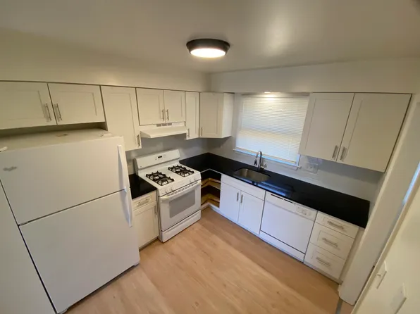 335 E Walnut St, Kutztown, PA 19530