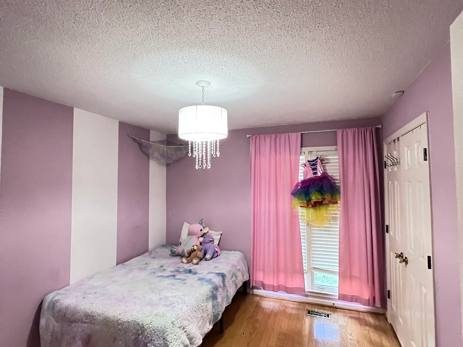 3 bed, 2.5 bath, 2397 sqft, $1,700 — Photo 4