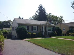 2634 Centre St, West Roxbury, MA 02132