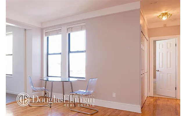 Sold by Douglas Elliman | media 10