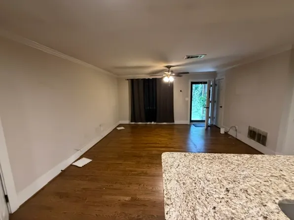 3590 Sharon Dr, Powder Springs, GA 30127
