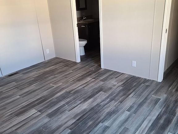 4th image of 33 Claroma St #10CMT