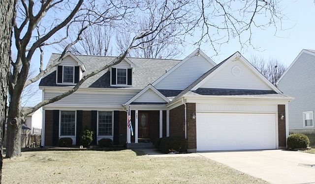 1st image of 523 N Walnut Ln