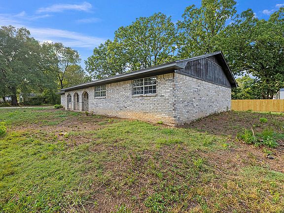 3rd image of 31 Defense Rd