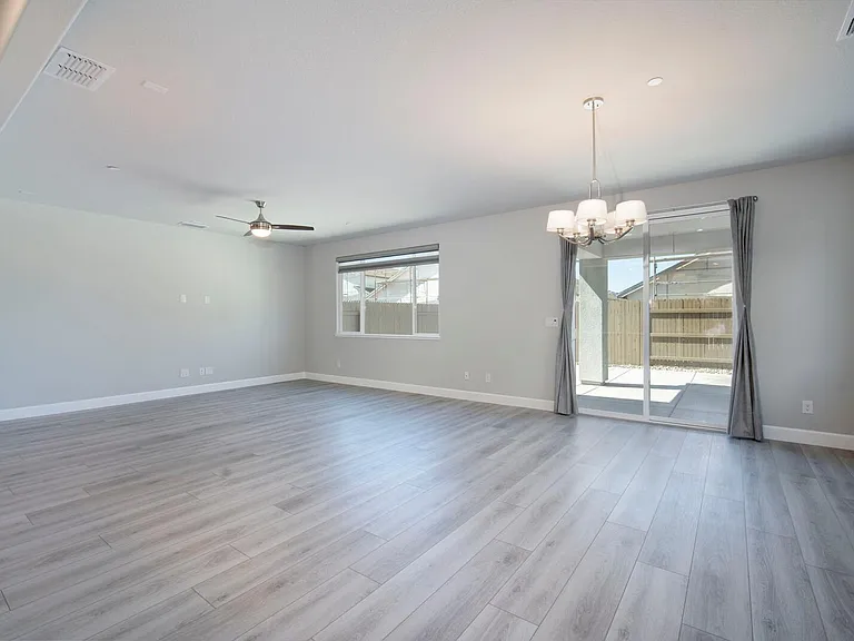 5160 Cardero Way — Photo 12