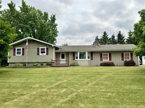 261 CONNIE Drive, West Bend, WI 53090