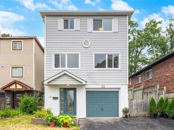 12 Browning Trl, Barrie, ON L4N 4Z4