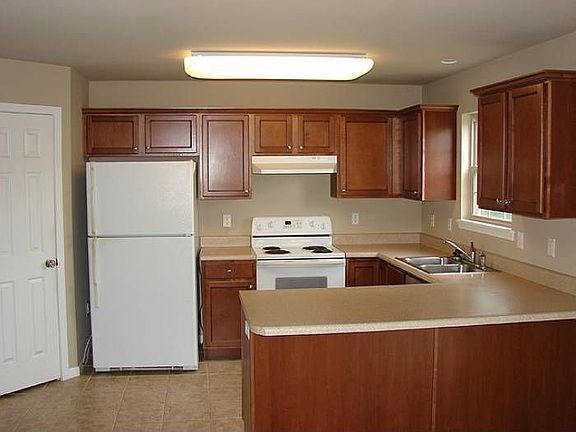 5th image of 5111 Melissa Dr