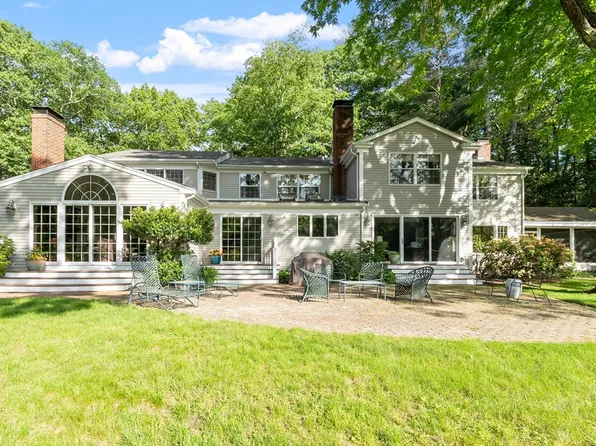 308 Musterfield Rd, Concord, MA 01742
