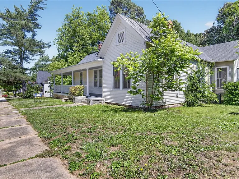114 Forest Ave — Photo 43