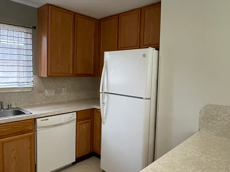 5923 Hatfield Glen Dr — Photo 11