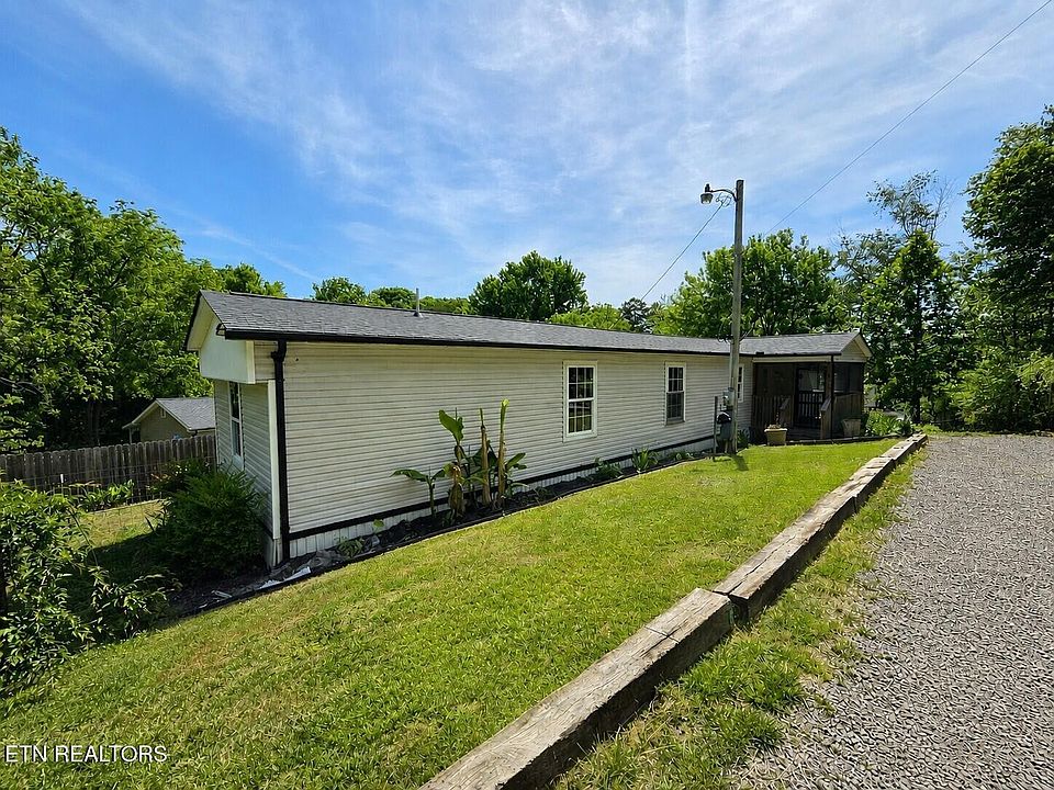 1st image of 221 Elm Grove St