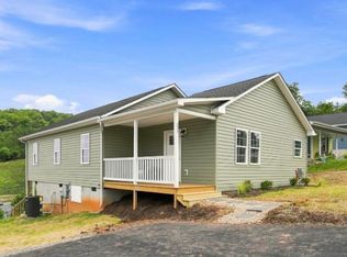 711 Mineola St, Staunton, VA 24401