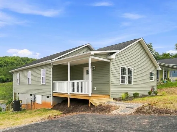 711 Mineola St, Staunton, VA 24401