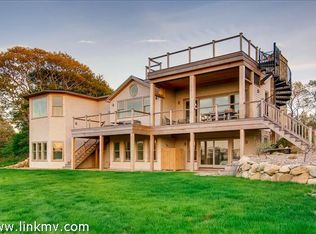 7 Rose Meadow Way, Aquinnah, MA 02535