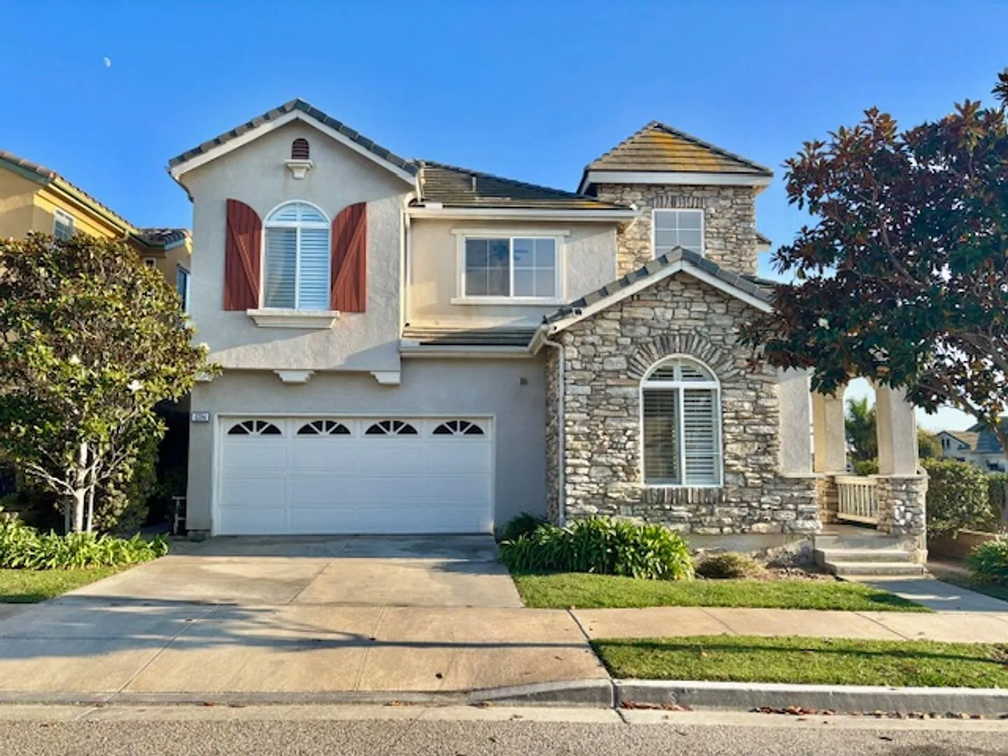 3 Bedroom + 3 Bathroom Home | Midtown Ventura | Unfurnished — Photo 1