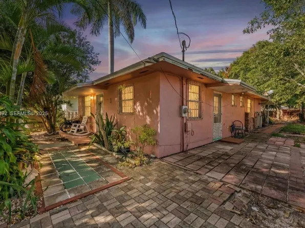 578 SW 2nd St, Florida City, FL 33034