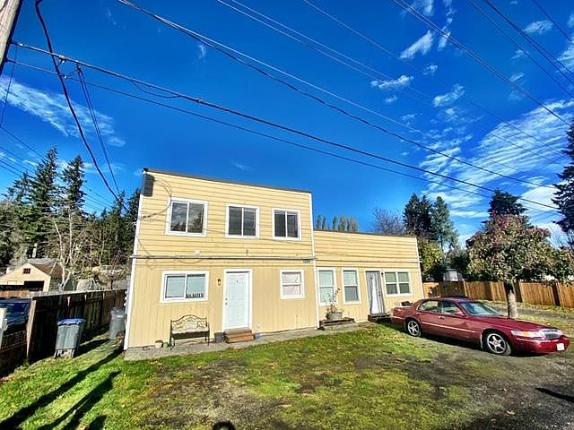 1st image of 3405 Northlake Way NW #4