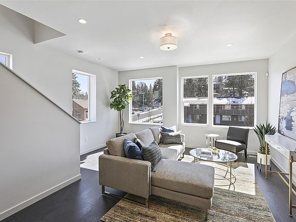 4th image of 881 E Hartson Ave #881