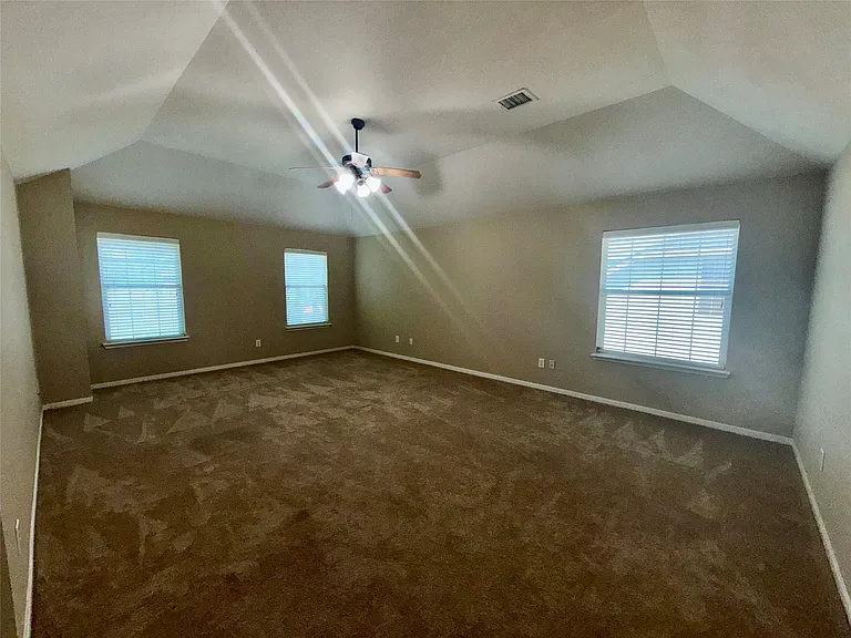 14009 Hollow Canyon Ln — Photo 15