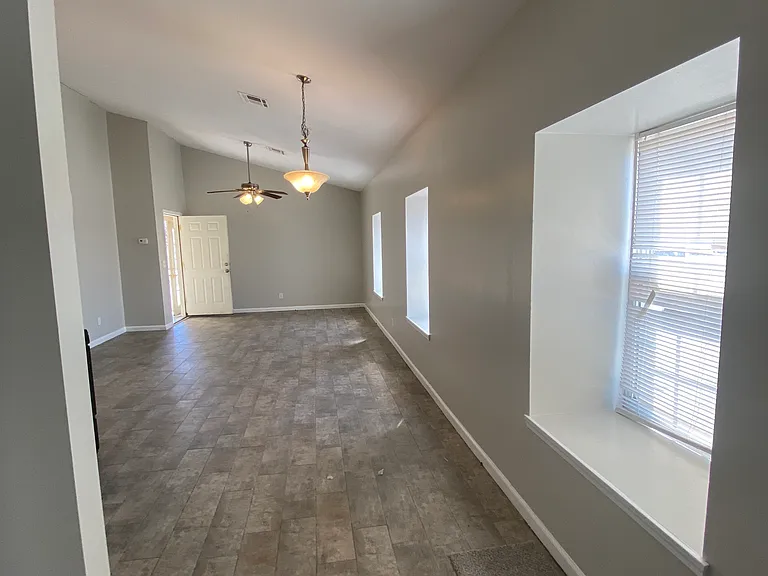 2251 S 64th St W #4 — Photo 9