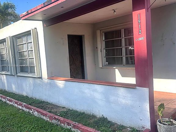 2nd image of 1912 NW 24th Ave