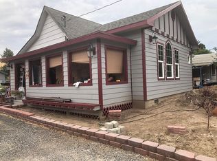 1207 S 4th St, Dayton, WA 99328