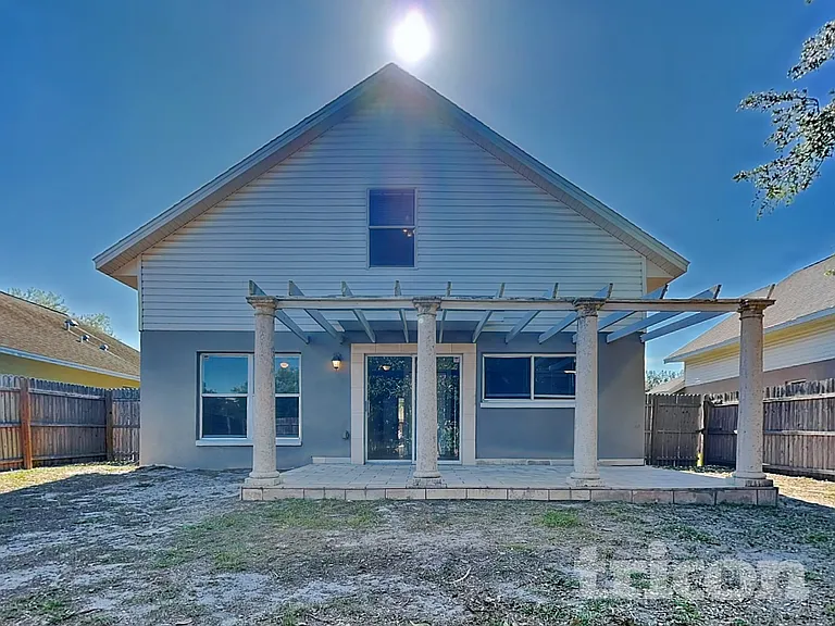 10221 Summerview Cir — Photo 15