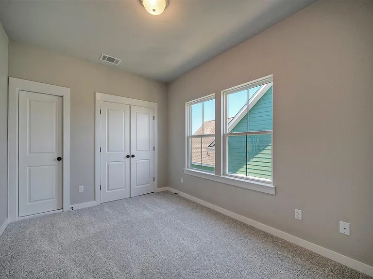 1086 Twain St — Photo 22