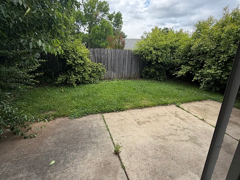 4314 Lynbrook Loop #2 — Photo 33
