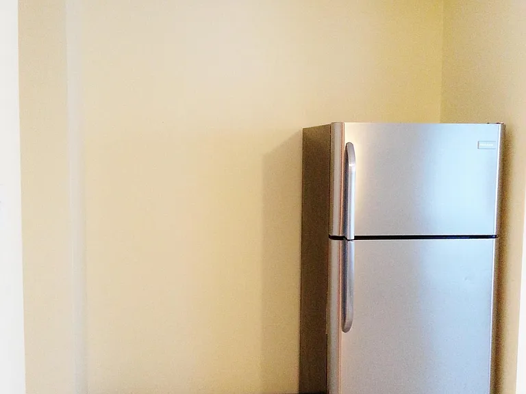 830 S 49th St #6 — Photo 4