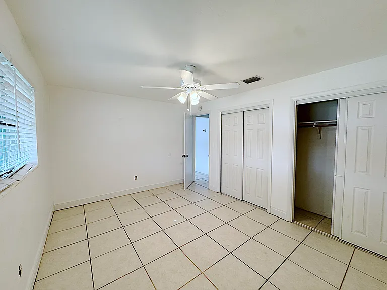 202 SE 3rd Ter #1 — Photo 13