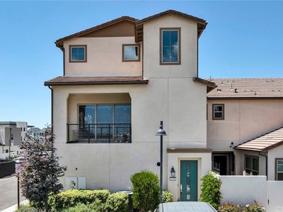 213 Frame, Irvine, CA, 92618