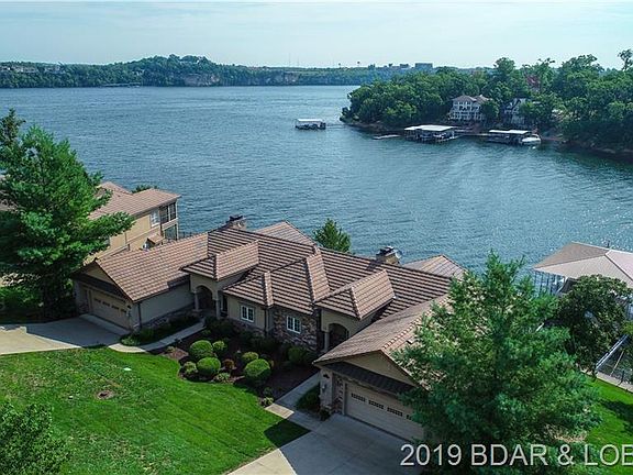 3rd image of 160 Muirfield Ct