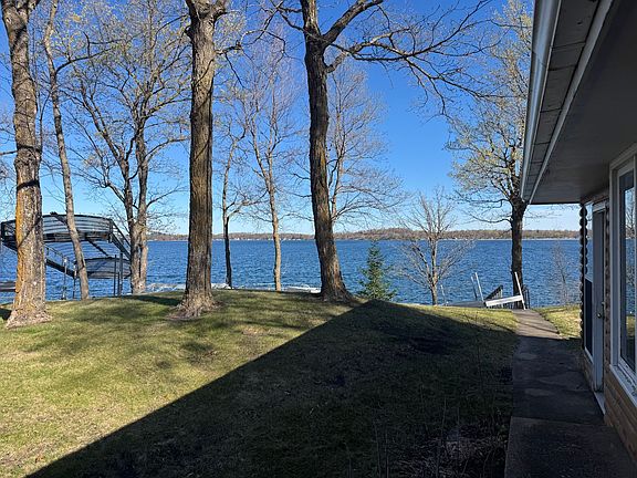 3rd image of 25187 Midland Beach Ln