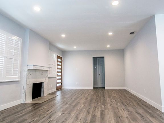 4th image of 6238 Ventura Canyon Ave