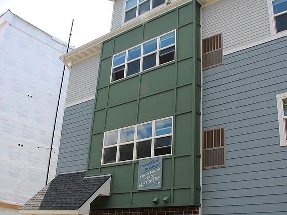 2nd image of 624 University Ave SE APT 1