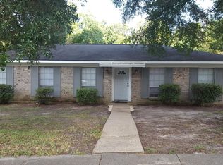 128 Vanderbilt Dr, Mobile, AL 36608