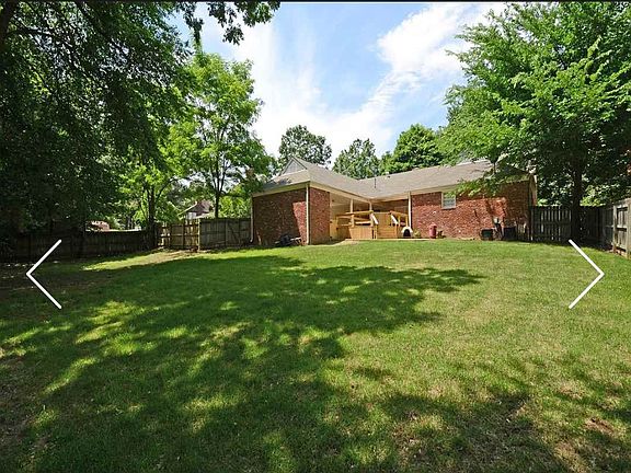 3rd image of 3048 Sandy Creek Dr