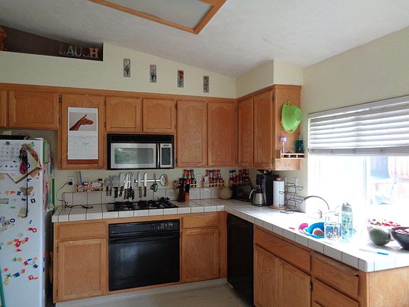 4th image of 2101 Burlwood Dr