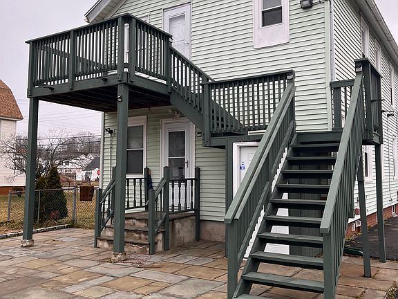 2nd image of 72 Richards St #74